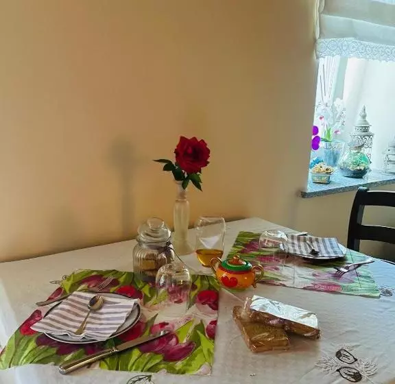 ベッドアンドブレックファースト La Valle Incantata