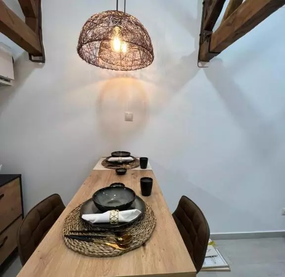 Aamiaismajoitus (B&B) Suites Chic Cozy