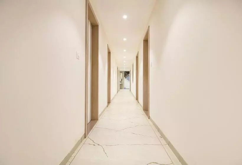 Fabhotel Sharma & Vishnu Garden