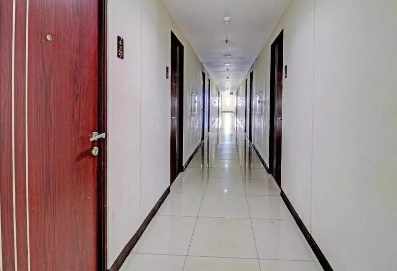 هتل Oyo Life 92735 Apartemen Tamansari Panoramic By Santuy