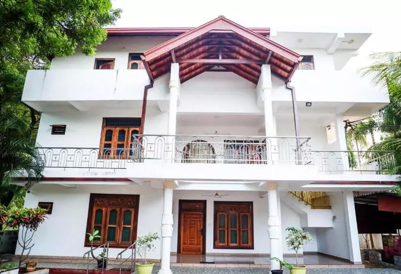 هتل Satk Inn Jaffna, Kokkuvil