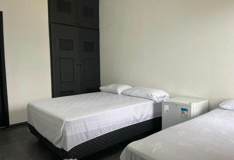 ホテル Suítes Temporada Favorita