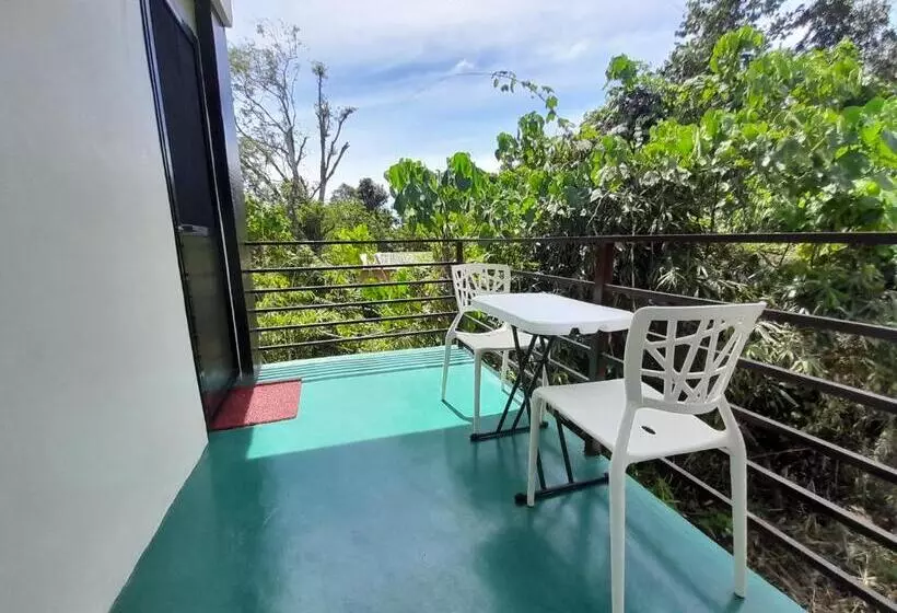 Palawan Residence B&b