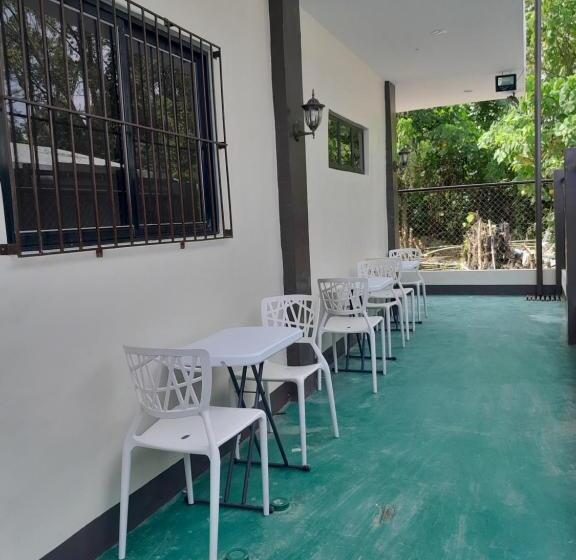 Palawan Residence B&b