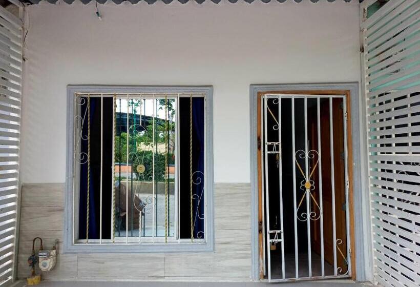 פנסיון Hostal Emanuel