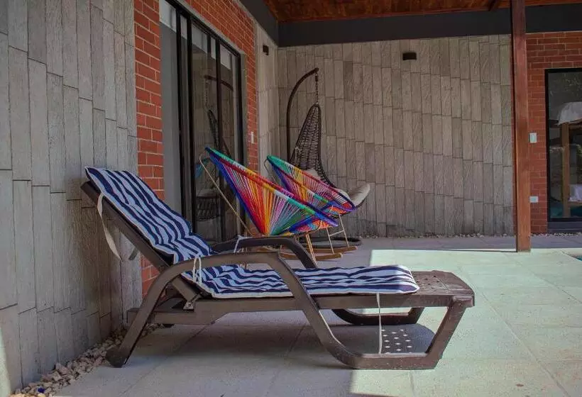 Lomakeskus Cabañas Mambo Beach