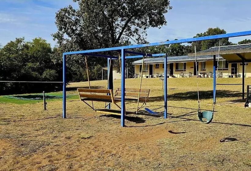 Warrumbungles Mountain Motel