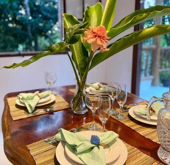 هاستل Casa Angelina