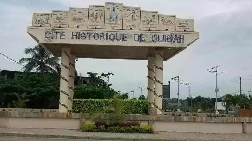 تختخواب و صبحانه Au Coeur De La Ville Historique De Ouidah