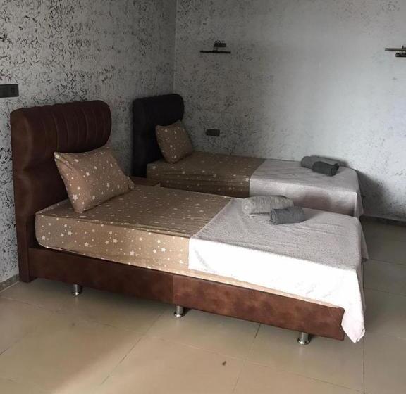 تختخواب و صبحانه Grand Macit Otel