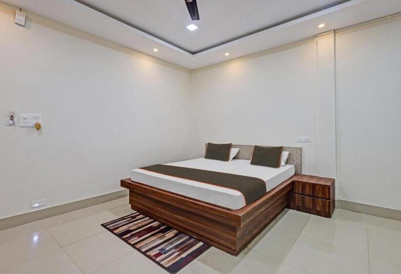 Hôtel Collection O Long Acres Resort