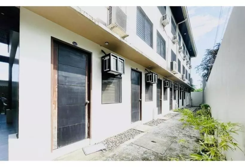 Hotelli Oyo 1008 Armond Bed And Breakfast