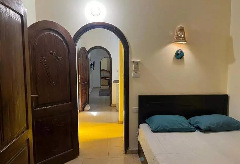 Malaz Motel