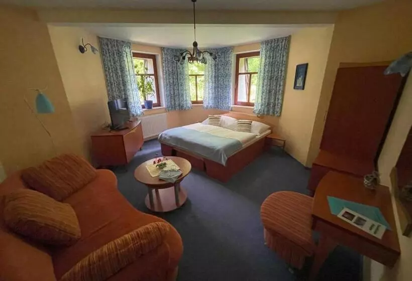 Motel Na Vrchu Baba S.r.o