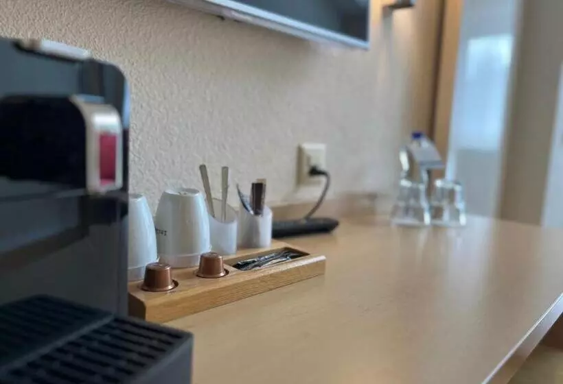 モーテル Felmis Self Check In