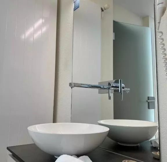 モーテル Felmis Self Check In