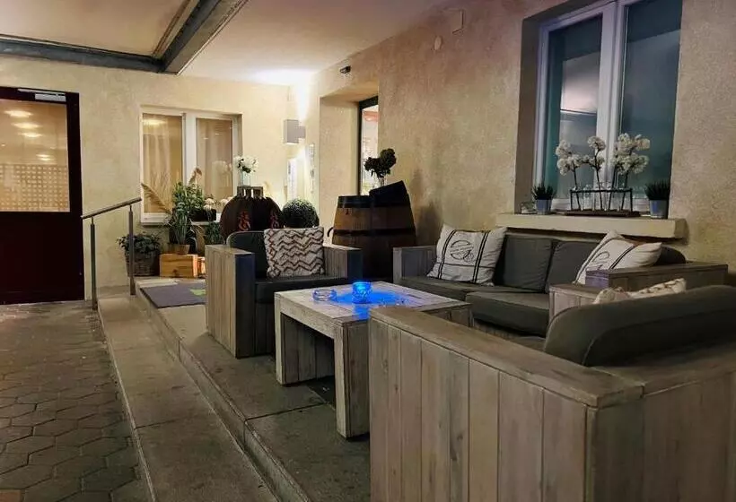 モーテル Felmis Self Check In