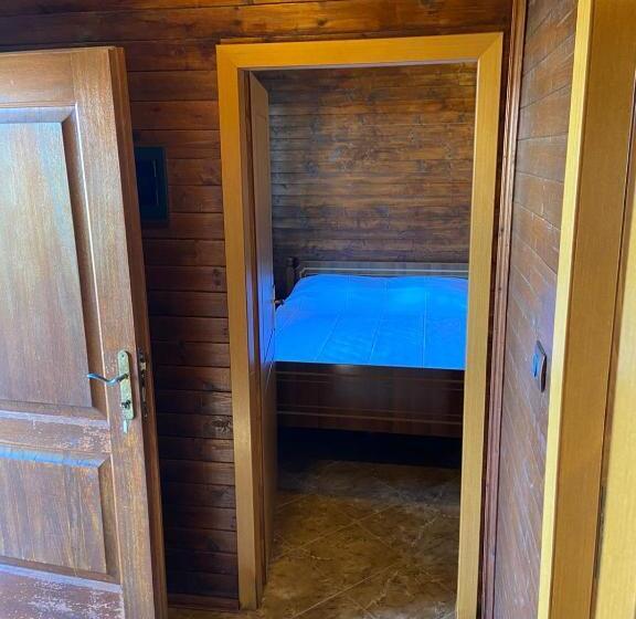 پانسیون Guesthouses Gjokazaj Tale Beachfront