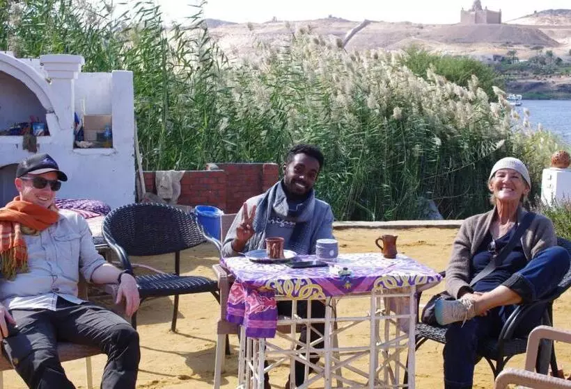 پانسیون Ajwa Guest House