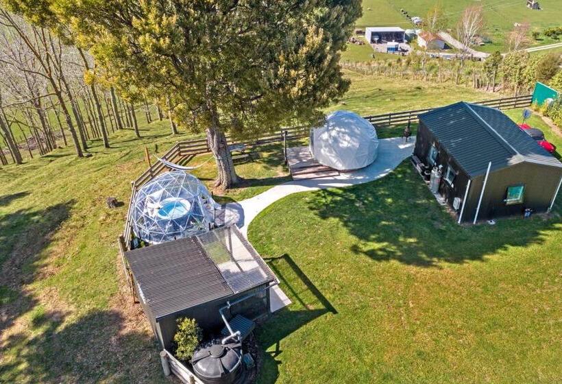 リゾートホテル Black Label Retreats