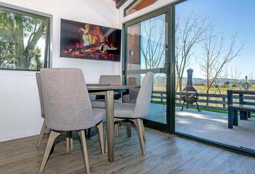 リゾートホテル Black Label Retreats