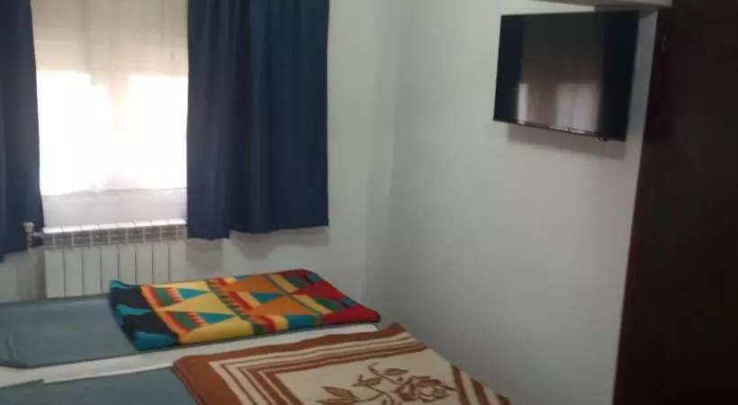 هاستل Airport Md Rooms 2