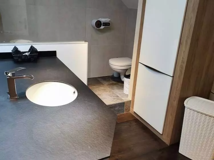 Aamiaismajoitus (B&B) Au Ch Ti Suisse