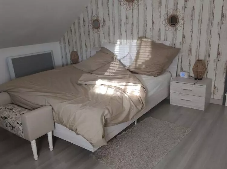 Aamiaismajoitus (B&B) Au Ch Ti Suisse