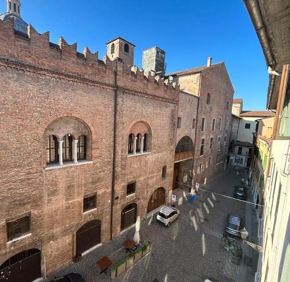 تختخواب و صبحانه San Lorenzo Luxury Boutique