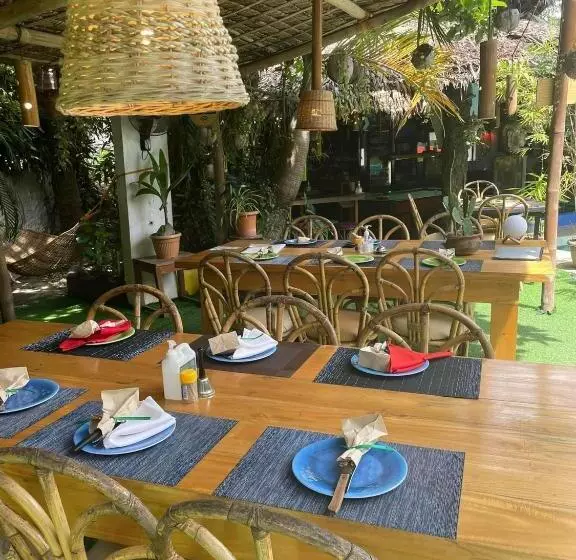 Big Apple Dive Resort