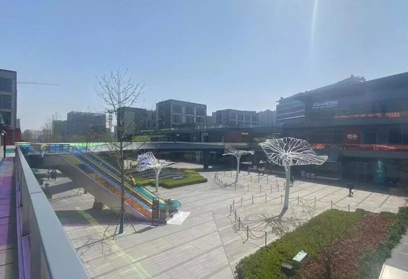 Chengdong Yishu Inn Youth Hostel