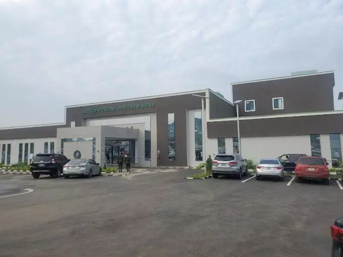 هتل Armed Forces Officers Mess Asokoro