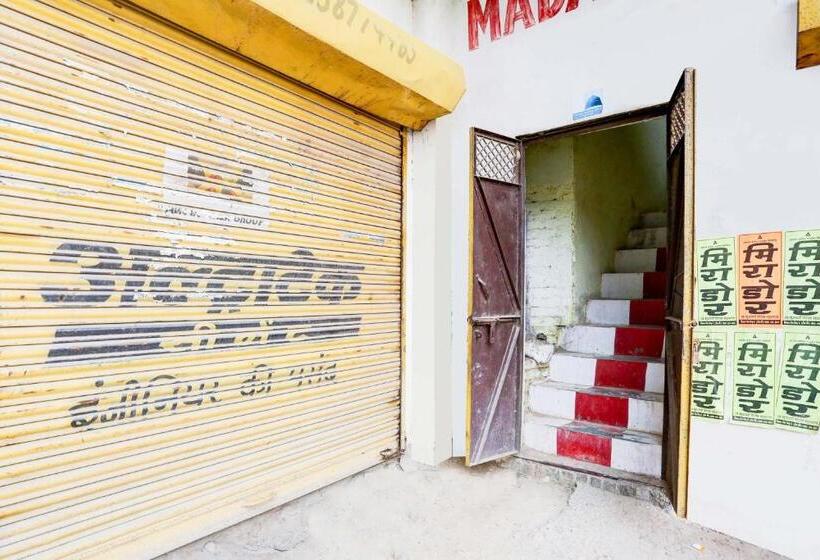 Отель Oyo Flagship Krishna