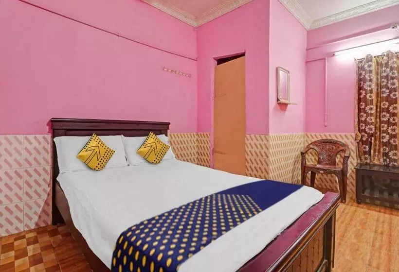 ホテル Spot On Sri Maheswari Lodge