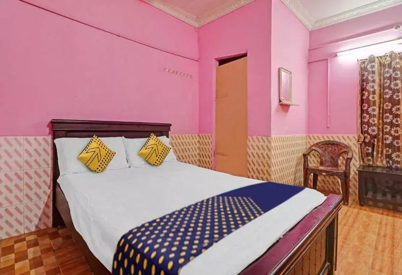 ホテル Spot On Sri Maheswari Lodge