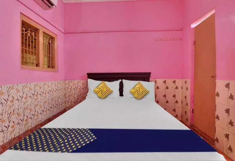 ホテル Spot On Sri Maheswari Lodge
