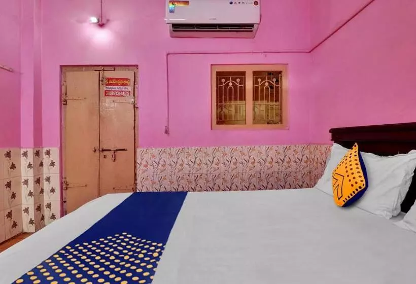 ホテル Spot On Sri Maheswari Lodge
