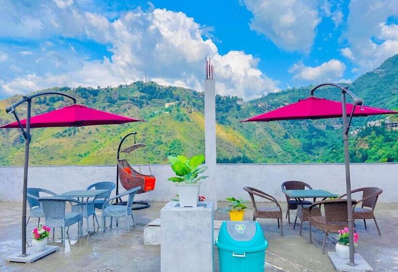 Отель The River Grand, Mussoorie