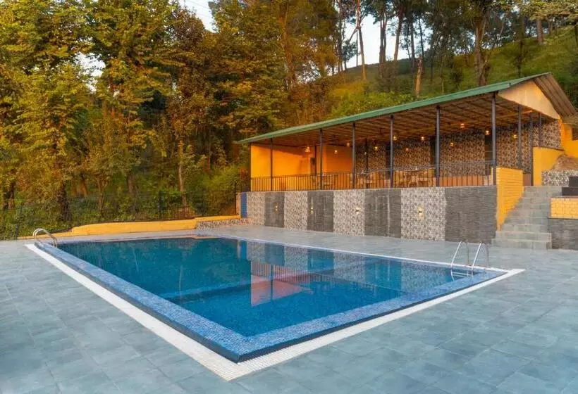 ホテル Tree Of Life Birdsong Chalets , Dharamshala