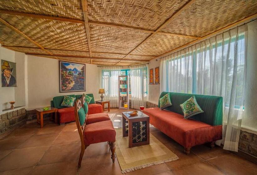 Hotel Tree Of Life Birdsong Chalets , Dharamshala