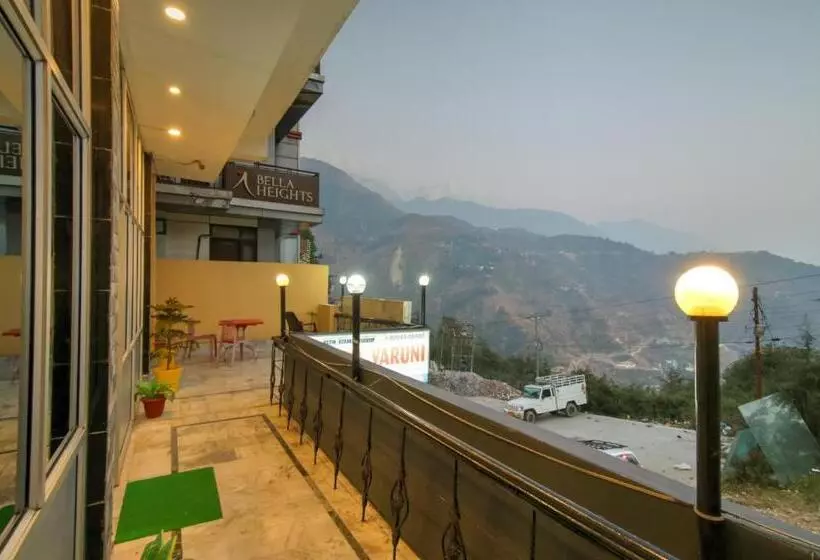 ホテル Varuni  On Mall Road, Mcleod Ganj, Dharamshala