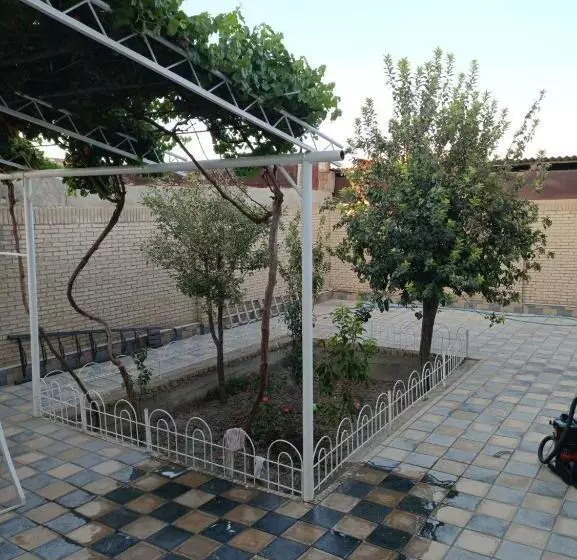 پانسیون гостевой дом Isfan Guest House