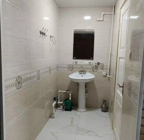 پانسیون гостевой дом Isfan Guest House