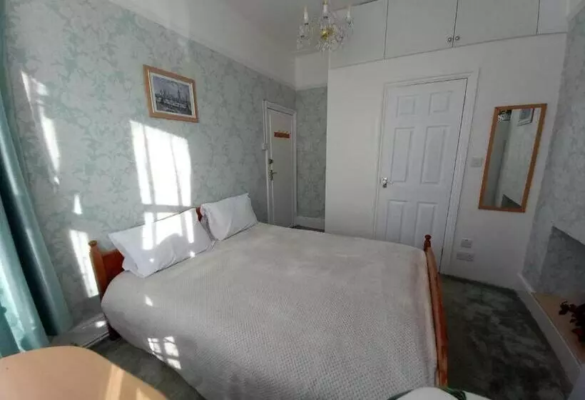 Majatalo Mari London Holiday Room