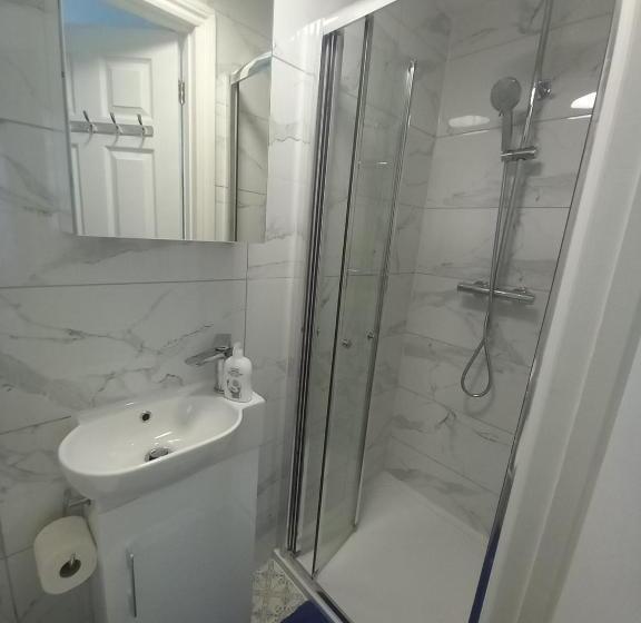 פנסיון Mari London Holiday Room