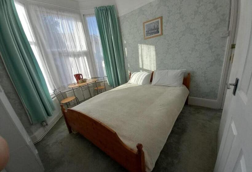 פנסיון Mari London Holiday Room