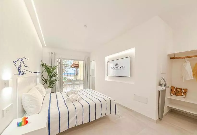 ペンション Sardvs B&beach