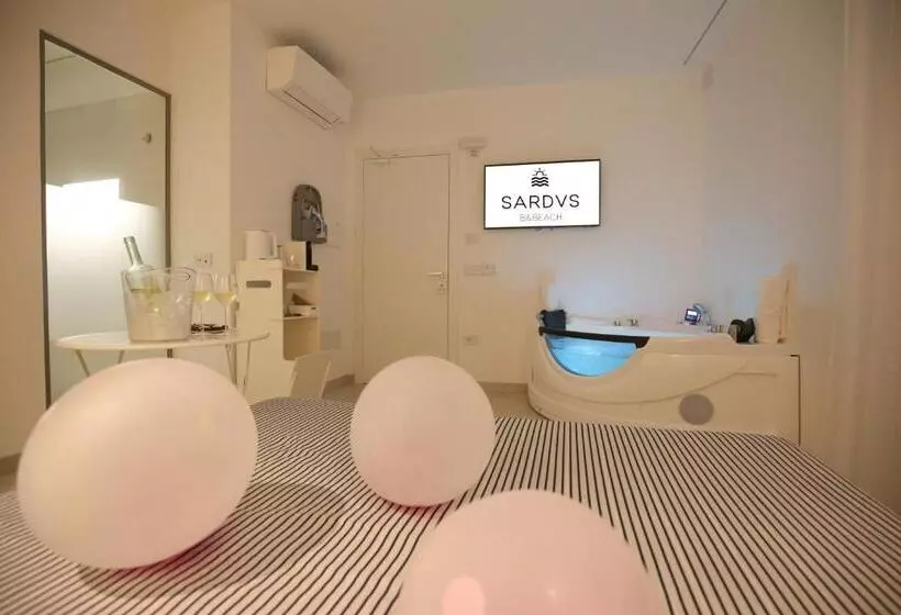 ペンション Sardvs B&beach