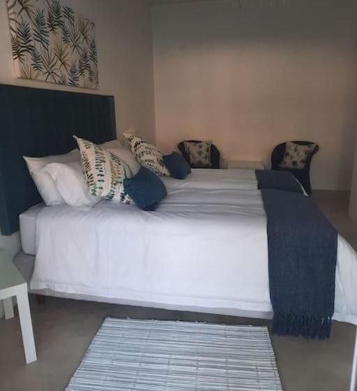 ペンション Tropicana Guesthouse