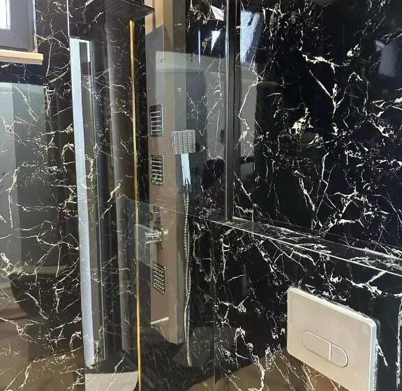 Vip Otel